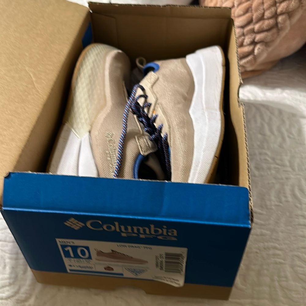 Columbia men’s tennis shoes